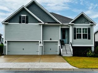 2220 Midden Dr, Mount Pleasant, SC 29466