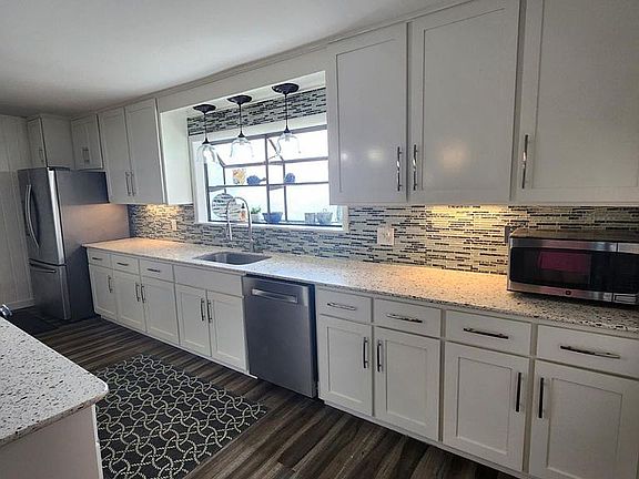 5th image of 16 Sandpiper Ln