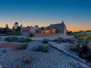 5725 Rio Pinos Rd NE, Rio Rancho, NM 87144
