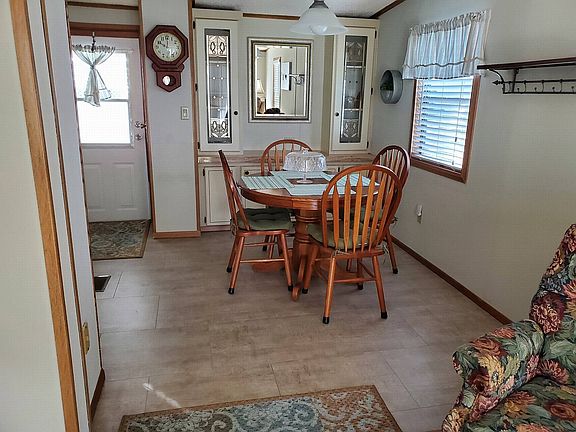 5th image of 230 Malaysia Island Ln