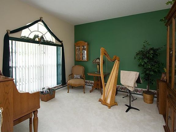 3rd image of 2292 Twickingham Ct