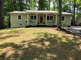 1112 Eastover Pkwy, Locust Grove, VA 22508