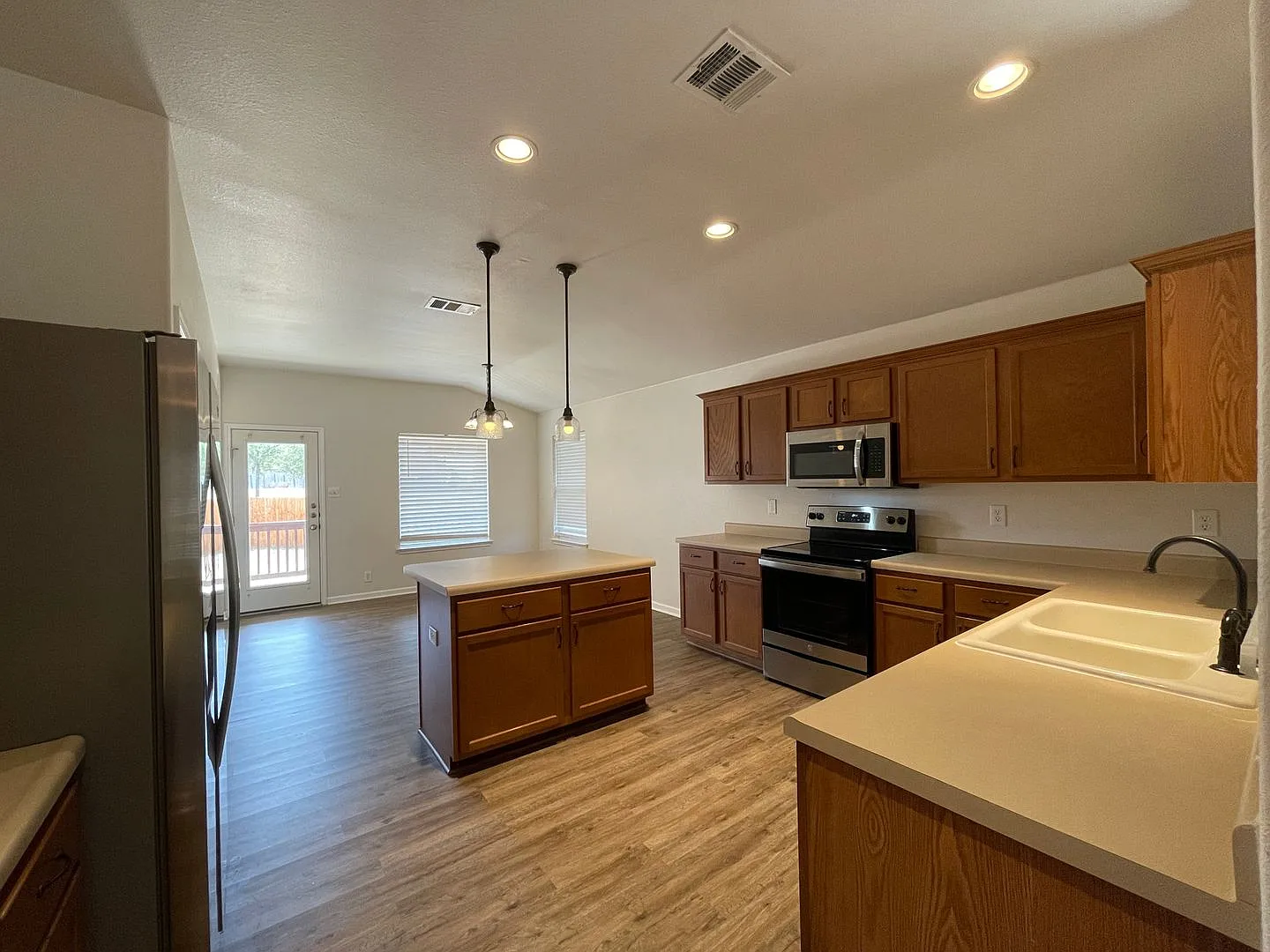 Home for rent — Photo 4