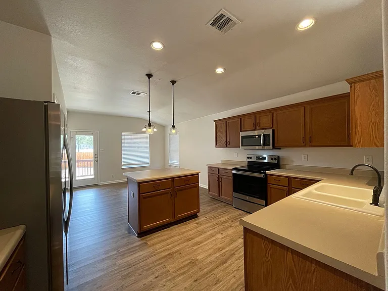 129 Crane Crest Dr — Photo 4