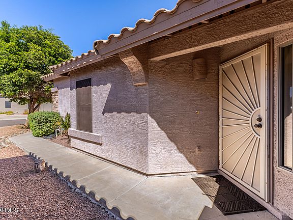 4th image of 15847 W SAGUARO Lane W