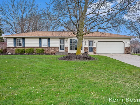 2631 Windcrest St, Jenison, MI 49428