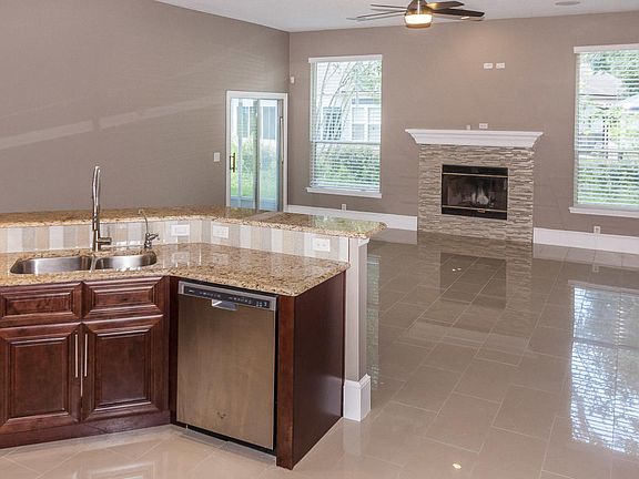 4th image of 4585 Cape Sable Ct
