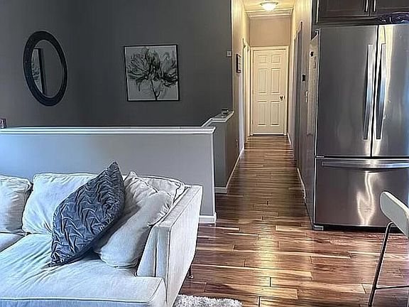 5th image of 1021 Needham Ct NW