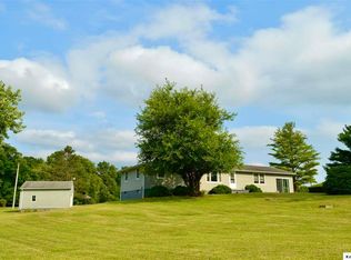 7222 Kinney Rd, Mount Vernon, OH 43050