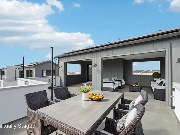 121 Maritime St, Marina, CA 93933