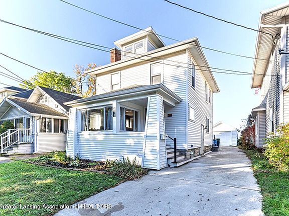 2nd image of 413 N Clemens Ave