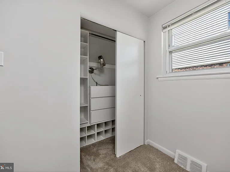 202 Green St — Photo 14