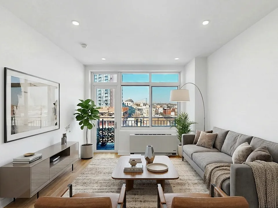 11-15 Broadway #5C