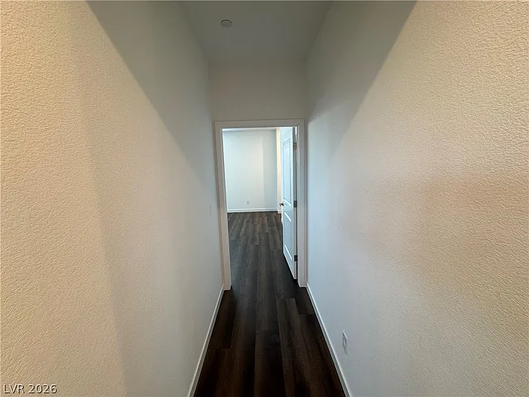 3262 Fountaintree Ave — Photo 34