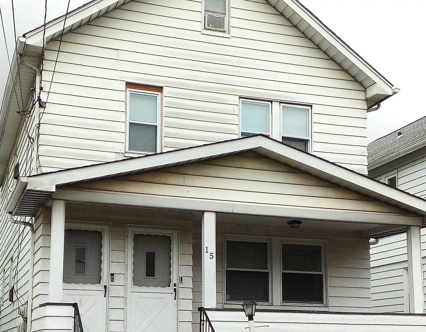 2 bed, 1.0 bath, $2,250 — Photo 2