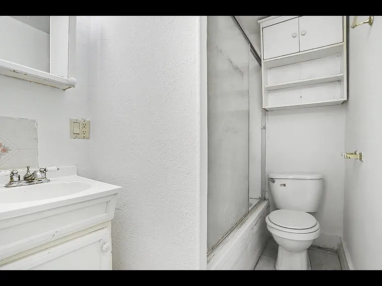 132 Reed Ave — Photo 2