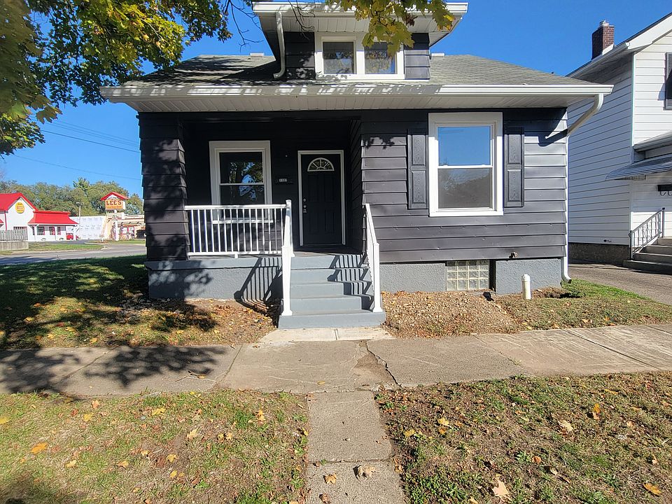 1st image of 1107 Elwood St
