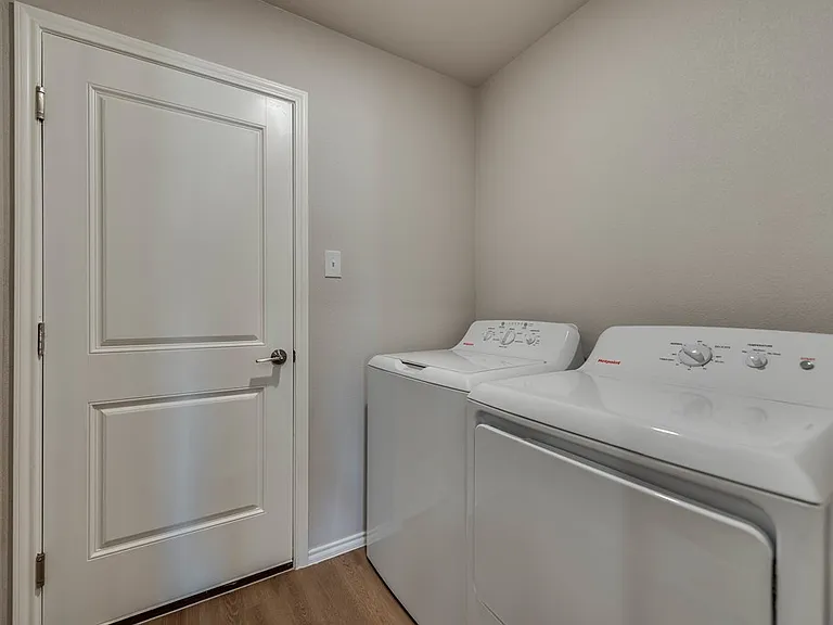 8207 E County Road 111 — Photo 11