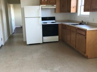 215 Route 590 APT 2, Greeley, PA 18425