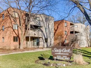 1830 W Highland Ave #1, Elgin, IL 60123