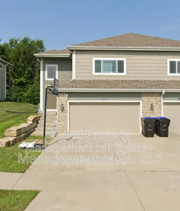 3 bed, 3.0 bath, 2051 sqft, $1,975 — Photo 1