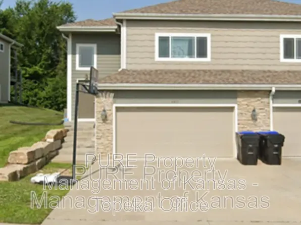 4425 SE Gemstone Ln, Topeka, KS 66609