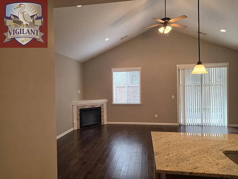 2605 NE 130th Ct — Photo 29