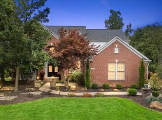 3788 Woodmonte Dr, Rochester, MI 48306