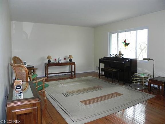 2nd image of 25407 Conover Dr