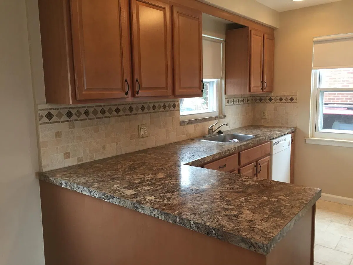 2 bed, $1,400 — Photo 3