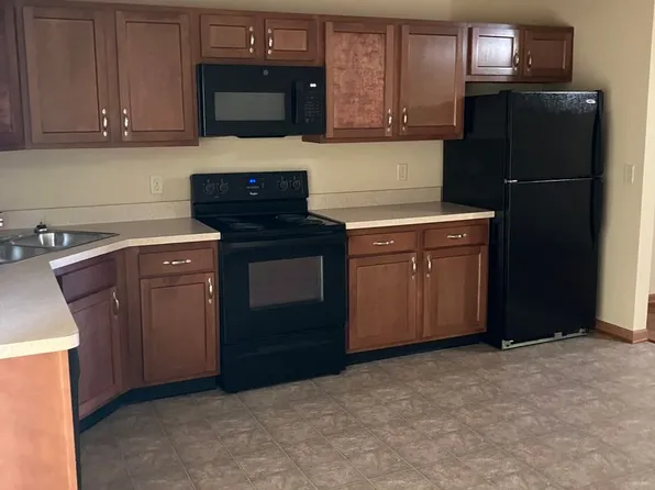 1046 Laurel Tree Ct, Troy, OH