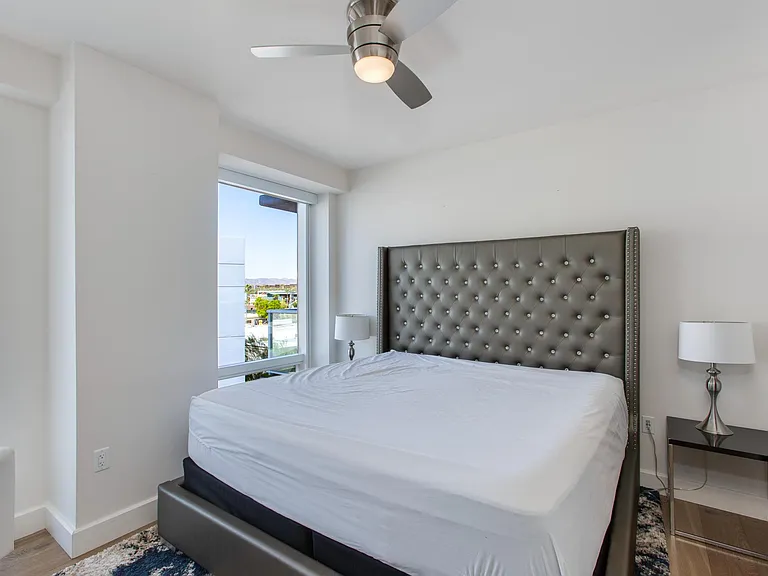 4422 N 75th St #4003 — Photo 9