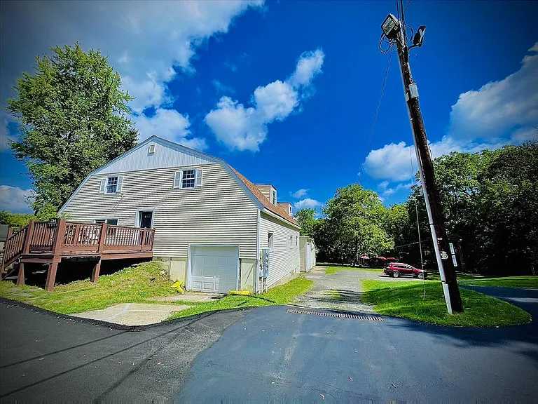 261 Main St #3 — Photo 15
