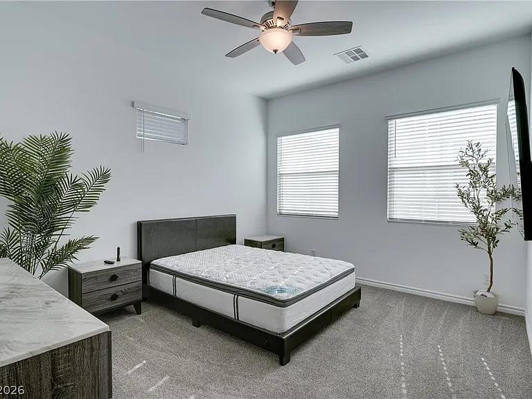209 Coltrane Canyon Ave — Photo 11