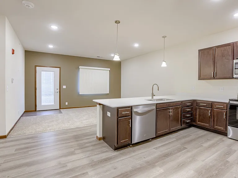 Wilderness Hills South Apartments — Photo 27