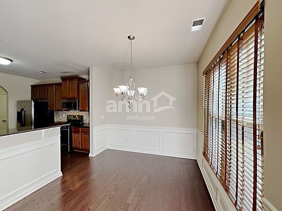 3rd image of 247 Highland Village Ln
