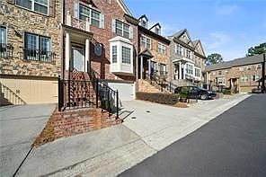 2nd image of 2829 Seneca Creek Ln SE #3
