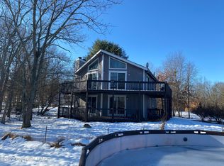 128 Inverhouse Rd, Henryville, PA 18332