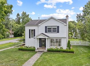 17825 Kirkshire Ave, Beverly Hills, MI 48025
