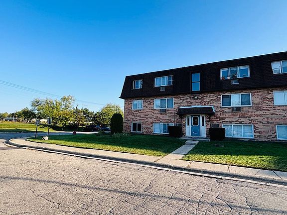 2nd image of 1222 E Long Valley Dr