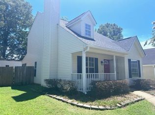 27 Fairhope Ln, Greenville, SC 29617