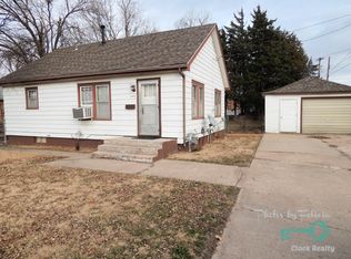 1114 Carroll Ave, Larned, KS 67550