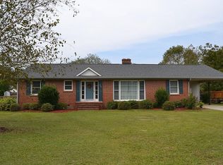 314 S Terrell St, Metter, GA 30439