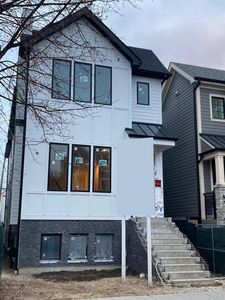 3329 N Hoyne Ave, Chicago, IL, 60618