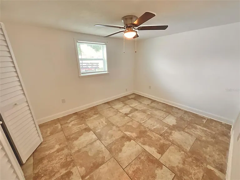 4233 Belle Isle Ct — Photo 19