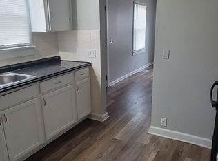 8805 E 21st St, Indianapolis, IN 46219