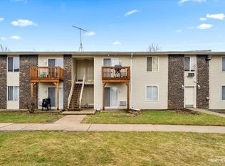 2700 Light Rd APT 104, Oswego, IL 60543