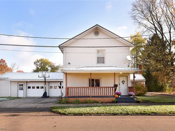 319 Race St, Dover, OH 44622