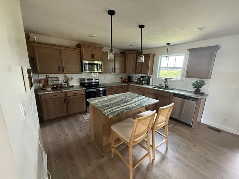 153 Monaghan Dr — Photo 7