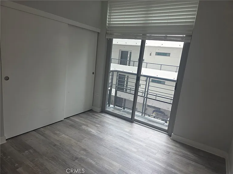 425 W Beech St #433 — Photo 7